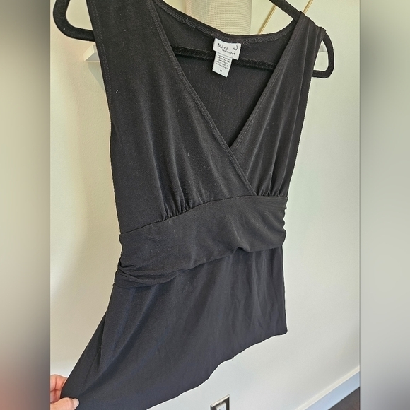 Mimi Maternity Sleeveless Tie Back Maternity Top Black Size Medium - Picture 4 of 4